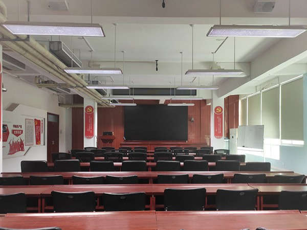 星如雨助力文明實(shí)踐站打造一個(gè)舒適健康的光環(huán)境